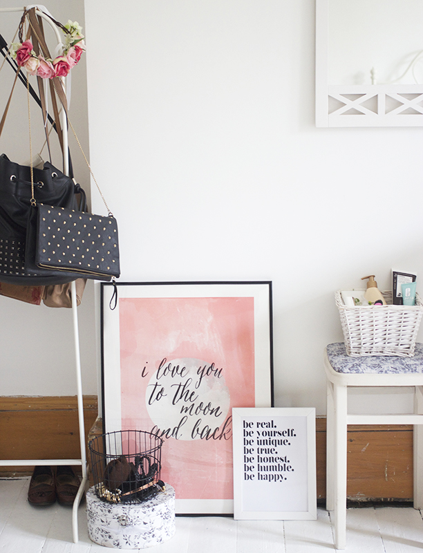 CREATING A DRESSING AREA.