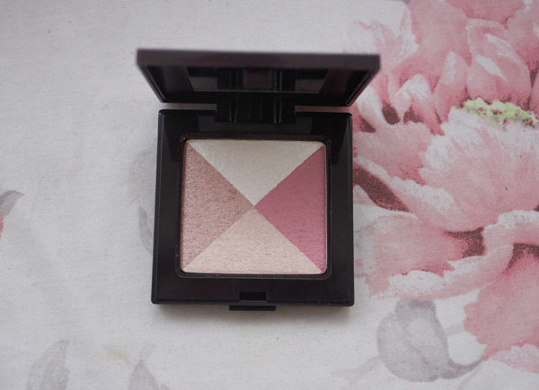 Review Laura Mercier Shimmer Bloc in Pink Tourmaline.