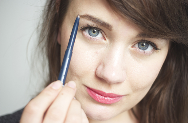 THE BUDGET BROW WIZ.