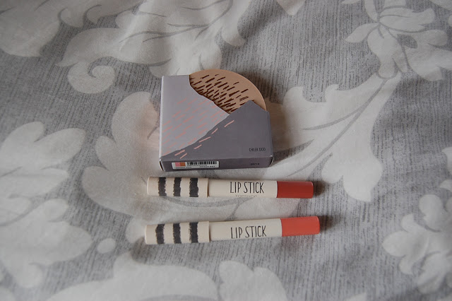 Topshop Sandstorm Collection.